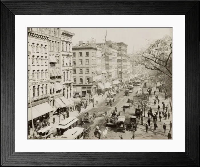 Framed Print : Broadway, Manhattan, New York Framed Print : Broadway, Manhattan, New York