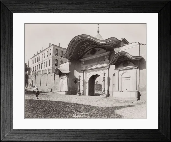 Framed Print : Sublime Porte, near the Tokapi Palace, Constantinople, Istanbul Framed Print : Sublime Porte, near the Tokapi Palace, Constantinople, Istanbul