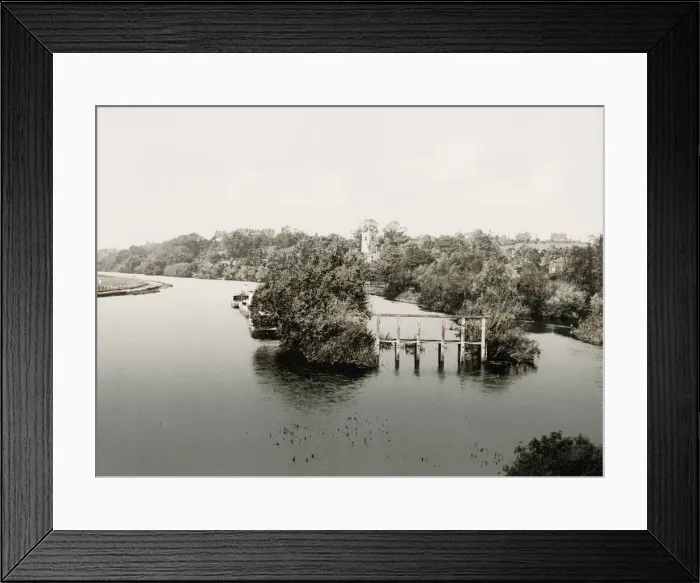 Framed Print : Vintage 19th century photograph: River Thames near Reading Framed Print : Vintage 19th century photograph: River Thames near Reading