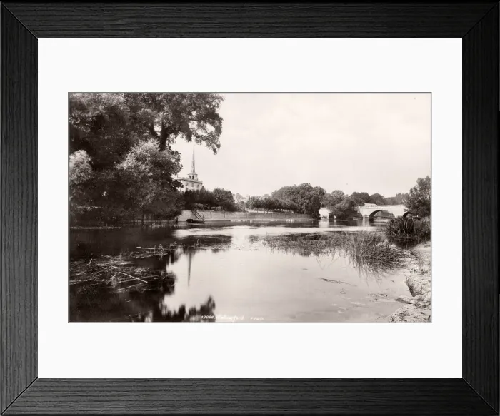 Framed Print : Vintage 19th century photograph - United Kingdom - River Thames at Wallingford Framed Print : Vintage 19th century photograph - United Kingdom - River Thames at Wallingford