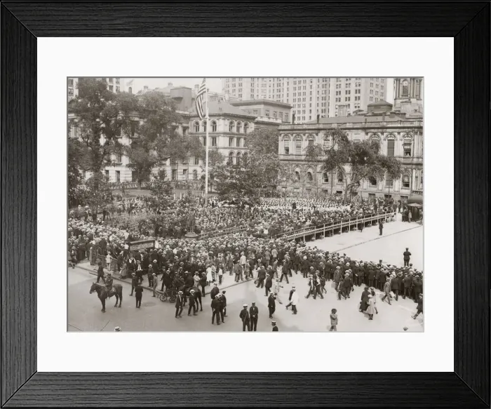 Framed Print : Vintage early 20th century press photograph: Flag Day, city Hall Park, Manhattan Framed Print : Vintage early 20th century press photograph: Flag Day, city Hall Park, Manhattan