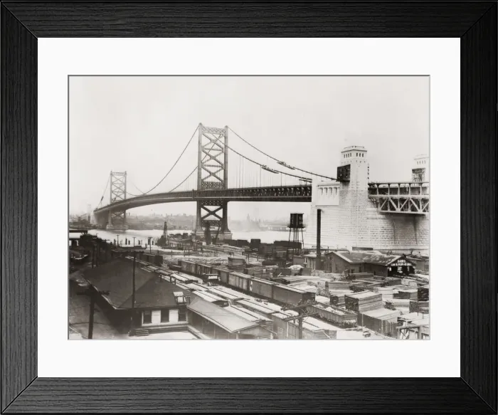 Framed Print : Vintage early 20th century press photograph Framed Print : Vintage early 20th century press photograph