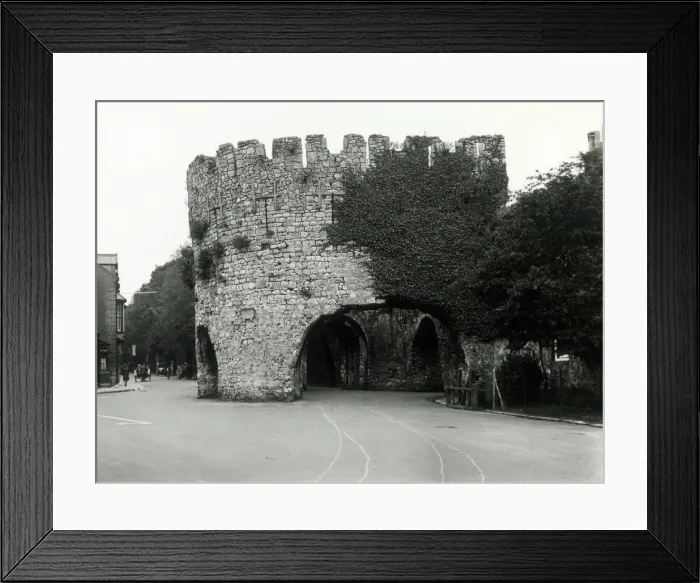 Framed Print : Five Arches Gate, Tenby, South Wales Framed Print : Five Arches Gate, Tenby, South Wales