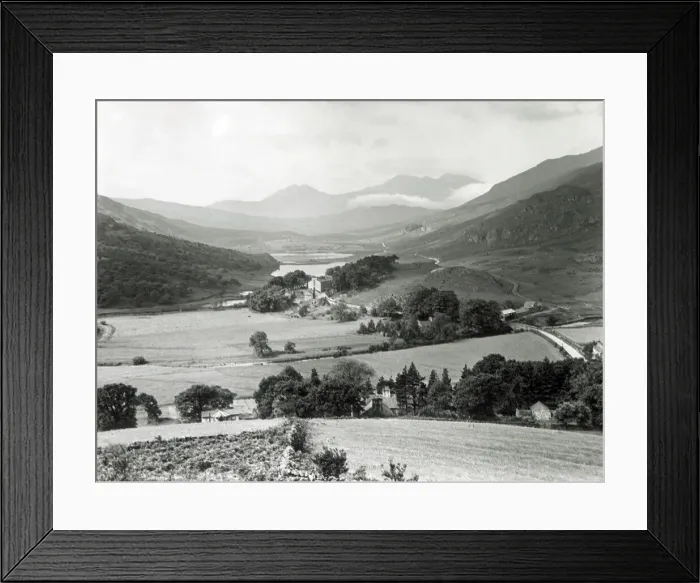 Framed Print : Spectacular valley, Snowdonia National Park, North Wales Framed Print : Spectacular valley, Snowdonia National Park, North Wales