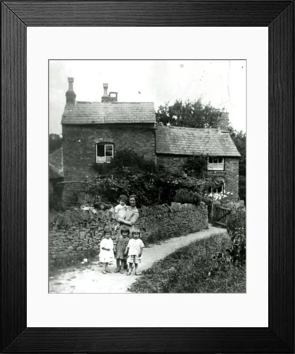 Framed Print : Draycott, Cotswold village, Mrs Roper and her children Framed Print : Draycott, Cotswold village, Mrs Roper and her children