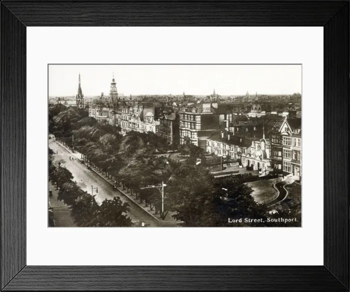 Framed Print : Lord Street, Southport, Merseyside. Date: circa 1910s Framed Print : Lord Street, Southport, Merseyside. Date: circa 1910s