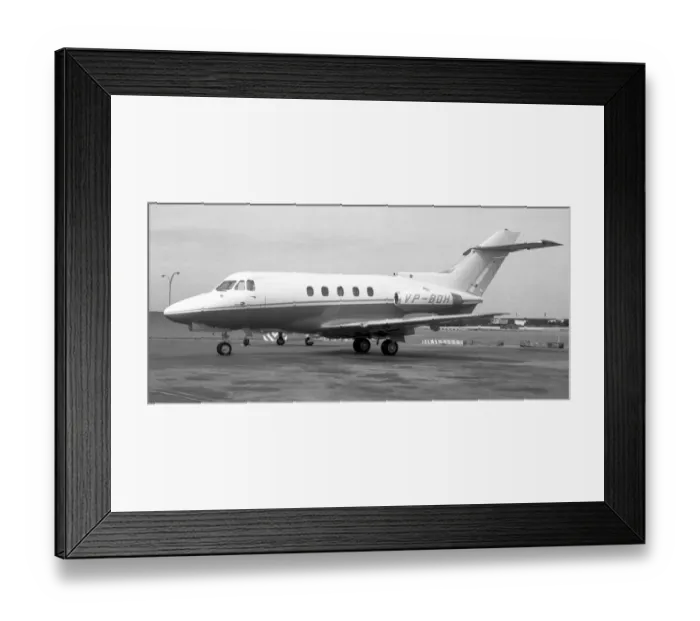 Framed Print : Hawker Siddeley HS-125-400A VP-BDH Framed Print : Hawker Siddeley HS-125-400A VP-BDH