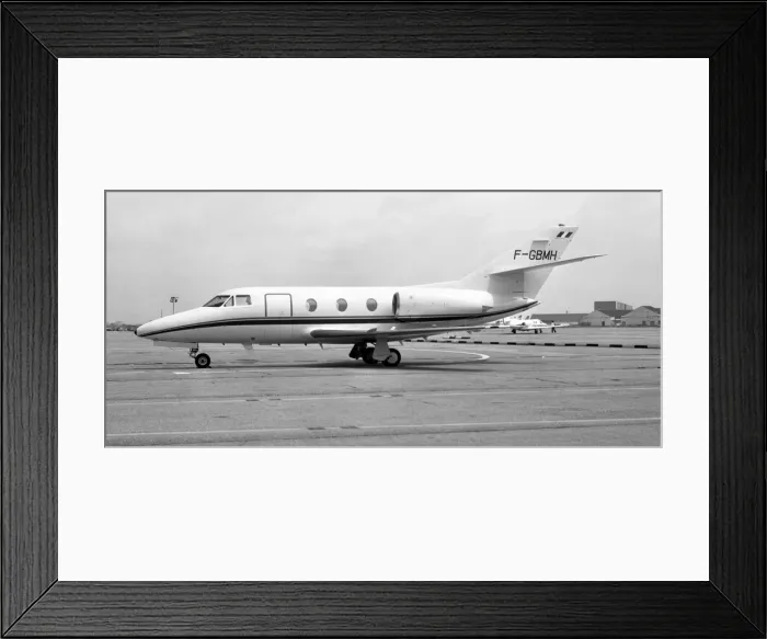 Framed Print : Dassault Falcon 10 F-GBMH Framed Print : Dassault Falcon 10 F-GBMH