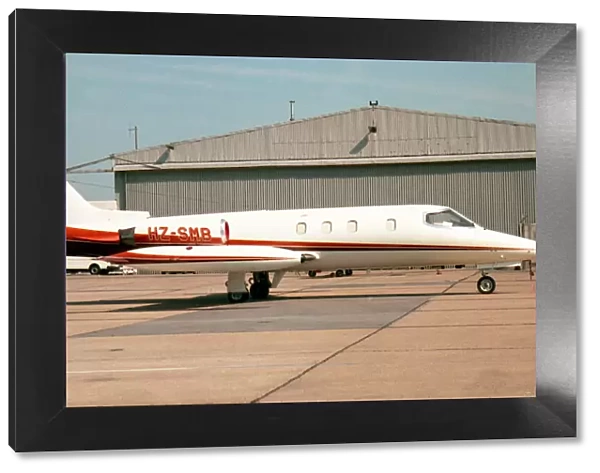 Gates Learjet 25XR HZ-SMB