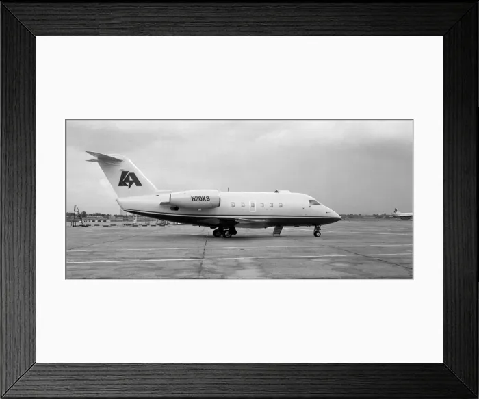 Framed Print : Canadair CL-600 Challenger N110KS