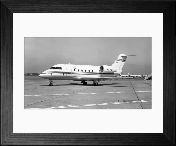 Framed Print : Canadair CL-600 Challenger N10FE Framed Print : Canadair CL-600 Challenger N10FE
