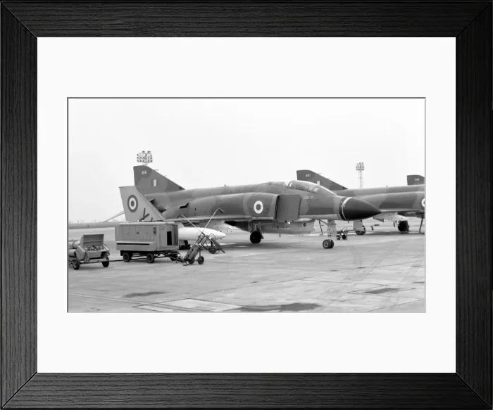 Framed Print : McDonnell Douglas Phantom FGR. 2 XV404 Framed Print : McDonnell Douglas Phantom FGR. 2 XV404