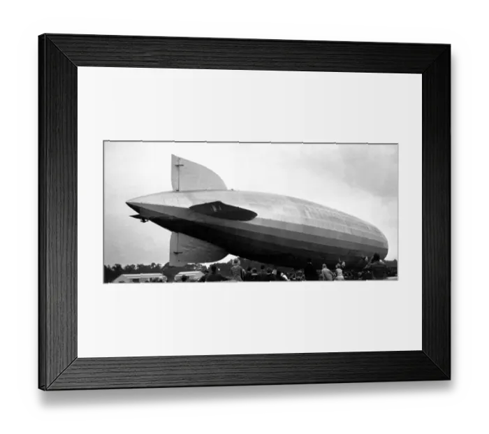 Framed Print : Luftschiffbau Zeppelin LZ 127 Graf Zeppelin D-LZ127 Framed Print : Luftschiffbau Zeppelin LZ 127 Graf Zeppelin D-LZ127