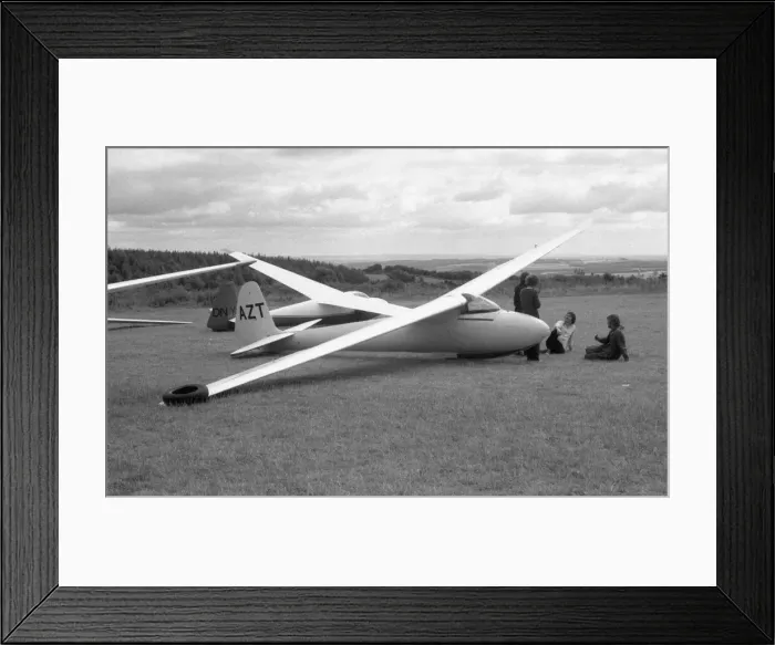 Framed Print : EoN Olympia 2 AZT Framed Print : EoN Olympia 2 AZT