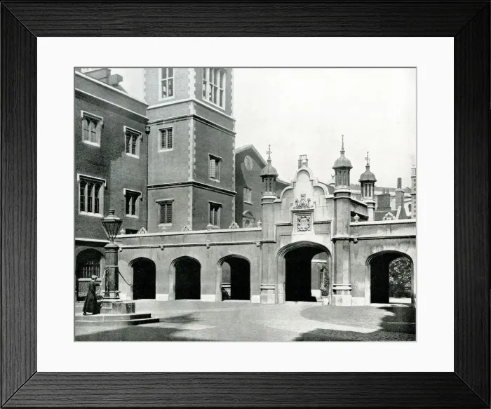 Framed Print : Christs Hospital, Newgate Street, City of London Framed Print : Christs Hospital, Newgate Street, City of London
