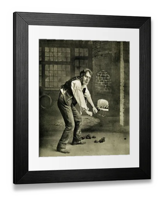 Framed Print : Es Willard as Cyrus Blenkarn in The Middleman Framed Print : Es Willard as Cyrus Blenkarn in The Middleman