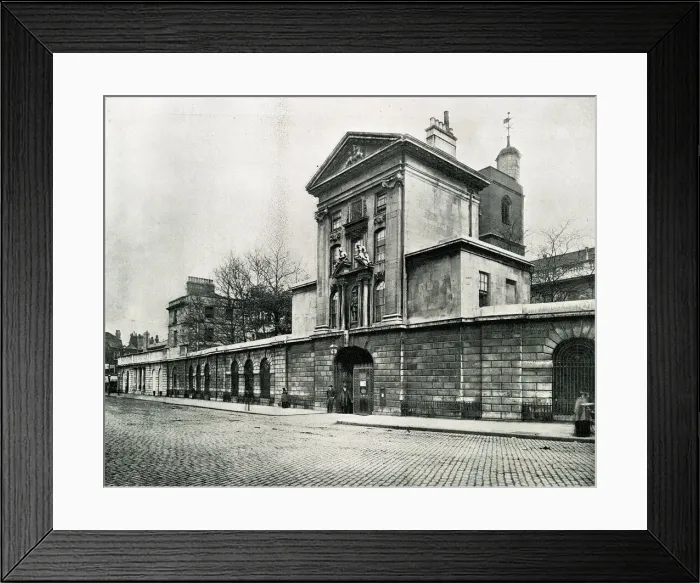 Framed Print : St Bartholomews Hospital, West Smithfield, London Framed Print : St Bartholomews Hospital, West Smithfield, London
