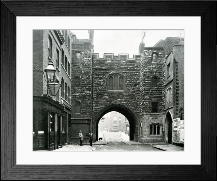 Framed Print : St Johns Gate, Clerkenwell, London Framed Print : St Johns Gate, Clerkenwell, London