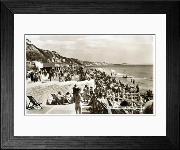 Framed Print : East Promenade, Boscombe, Dorset Framed Print : East Promenade, Boscombe, Dorset