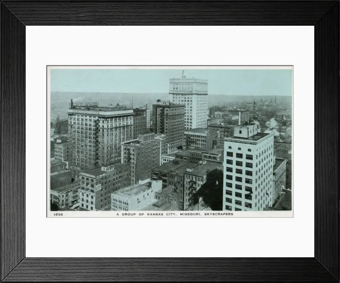 Framed Print : Skyscrapers - Kansas City, USA Framed Print : Skyscrapers - Kansas City, USA