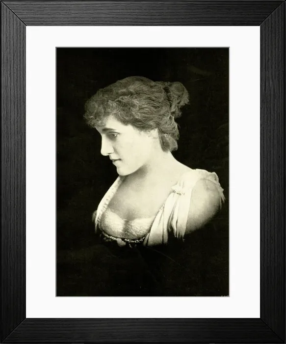 Framed Print : Julia Neilson, British actress Framed Print : Julia Neilson, British actress