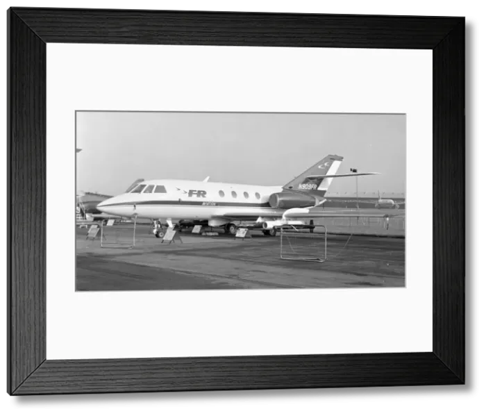 Framed Print : Dassault Falcon 20 N909FR