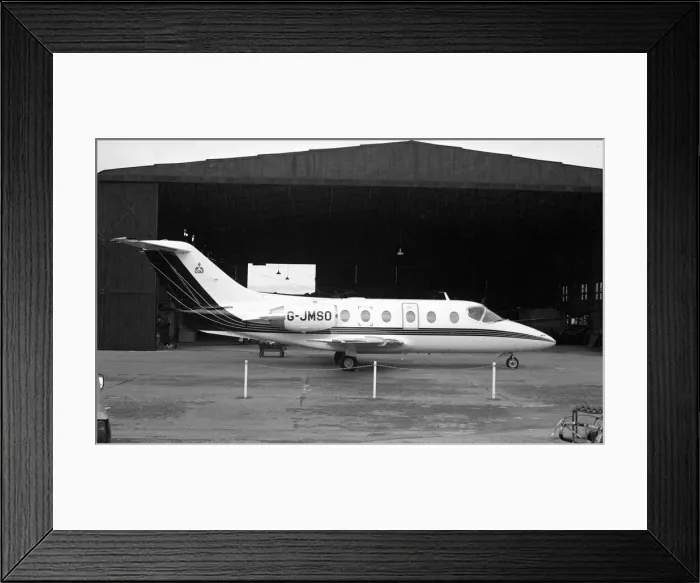 Framed Print : Mitsubishi Mu-300 Diamond G-JMSO Framed Print : Mitsubishi Mu-300 Diamond G-JMSO