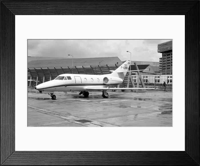 Framed Print : Dassault Falcon 10 F-GBMH Framed Print : Dassault Falcon 10 F-GBMH