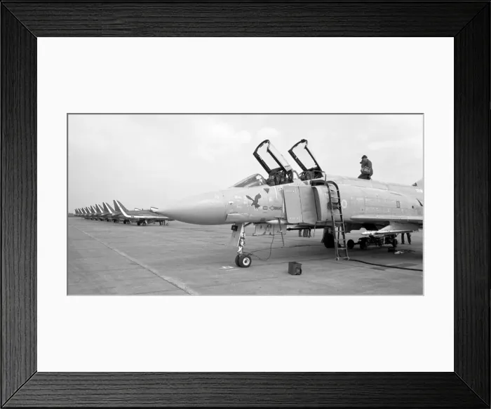 Framed Print : McDonnell Douglas Phantom FGR. 2 XV410 Framed Print : McDonnell Douglas Phantom FGR. 2 XV410