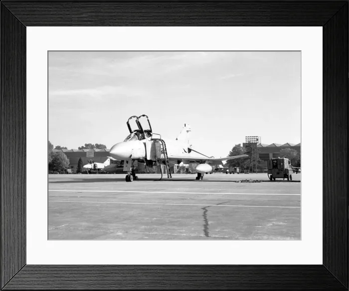 Framed Print : McDonnell Douglas Phantom FGR. 2 XV492 Framed Print : McDonnell Douglas Phantom FGR. 2 XV492
