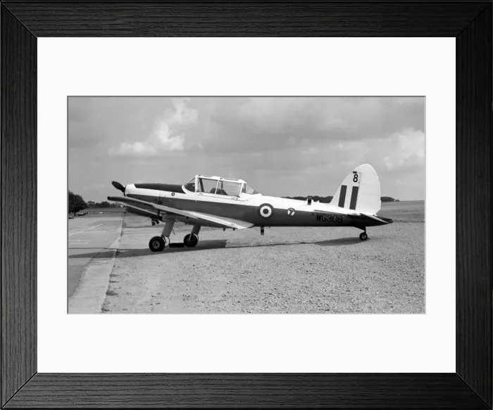 Framed Print : de Havilland Canada DHC-1 Chipmunk T. 10 WG308 8 Framed Print : de Havilland Canada DHC-1 Chipmunk T. 10 WG308 8