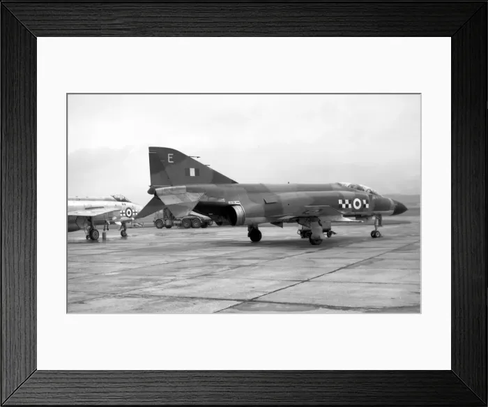 Framed Print : McDonnell Douglas Phantom FG. 1 XV581 Framed Print : McDonnell Douglas Phantom FG. 1 XV581