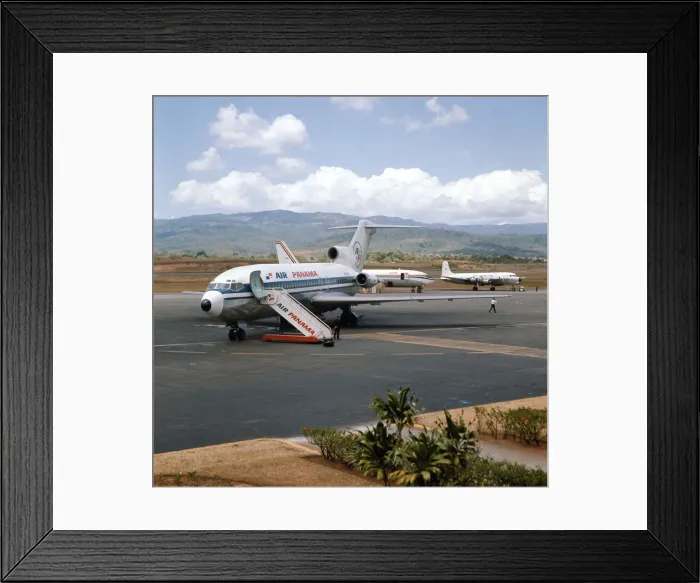 Framed Print : Boeing 727-81 HP-620 Framed Print : Boeing 727-81 HP-620