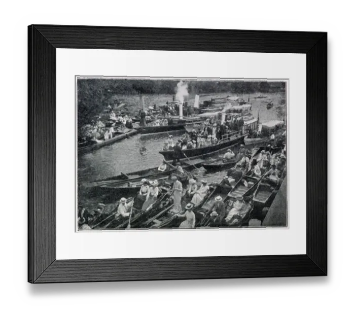 Framed Print : Boulters Lock - on Ascot Sunday, waiting their turn outside Boulter s. Date: 1901 Framed Print : Boulters Lock - on Ascot Sunday, waiting their turn outside Boulter s. Date: 1901