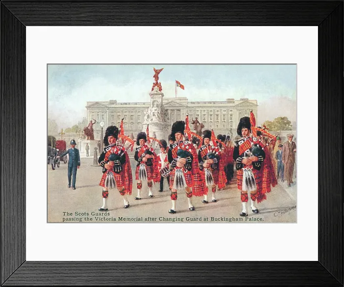 Framed Print : The Scots Guards passing the Victoria Memorial Framed Print : The Scots Guards passing the Victoria Memorial