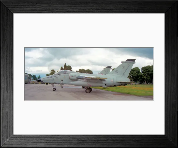 Framed Print : AMX international AMX MM7153 - 32-60 Framed Print : AMX international AMX MM7153 - 32-60
