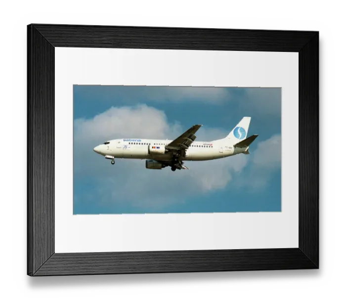 Framed Print : Boeing 737-329 OO-SDY Framed Print : Boeing 737-329 OO-SDY