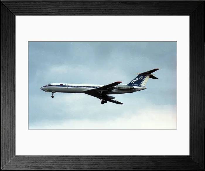 Framed Print : Tupolev Tu-134A RA-65116 Framed Print : Tupolev Tu-134A RA-65116