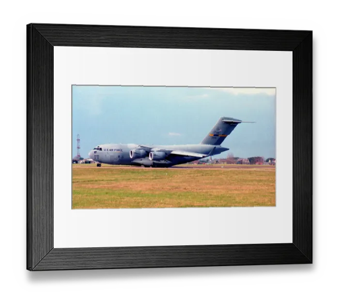 Framed Print : McDonnell Douglas C-17A Globemaster III 92-3292 Framed Print : McDonnell Douglas C-17A Globemaster III 92-3292