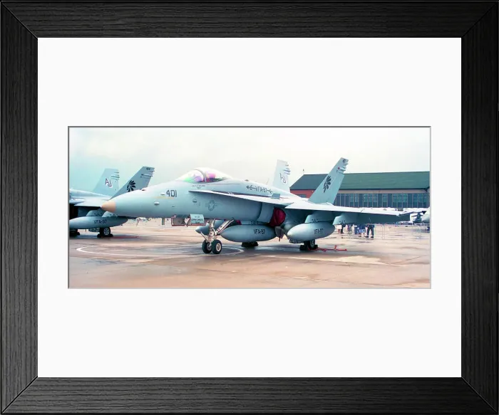 Framed Print : McDonnell Douglas F-A-18C Hornet 164675 Framed Print : McDonnell Douglas F-A-18C Hornet 164675