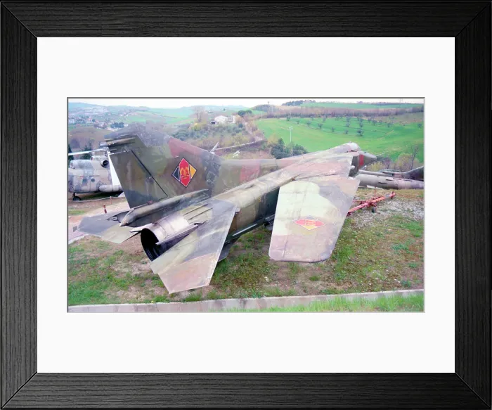Framed Print : Mikoyan-Gurevich MiG-23BN 2054 - 718 Framed Print : Mikoyan-Gurevich MiG-23BN 2054 - 718