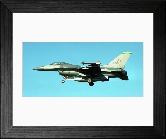 Framed Print : General Dynamics F-16C Fighting Falcon 89-0024 Framed Print : General Dynamics F-16C Fighting Falcon 89-0024