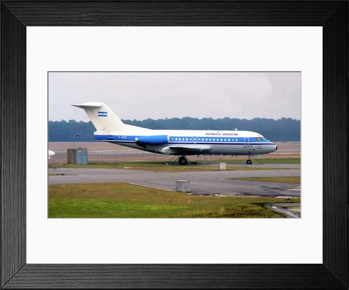 Framed Print : Fokker F28 Fellowship T-03 Presidente Tte. Gral. Juan D. Pe Framed Print : Fokker F28 Fellowship T-03 Presidente Tte. Gral. Juan D. Pe