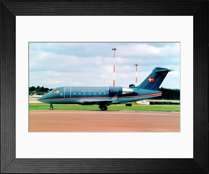 Framed Print : Bombardier Challenger 604 C-172 Framed Print : Bombardier Challenger 604 C-172
