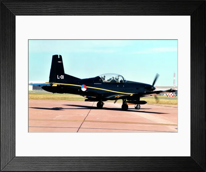Framed Print : Pilatus PC-7 Turbo Trainer L-01 Framed Print : Pilatus PC-7 Turbo Trainer L-01