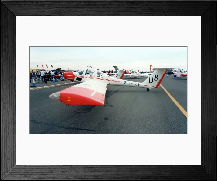 Framed Print : Grob Vigilant T. 1 ZH189 - UB Framed Print : Grob Vigilant T. 1 ZH189 - UB