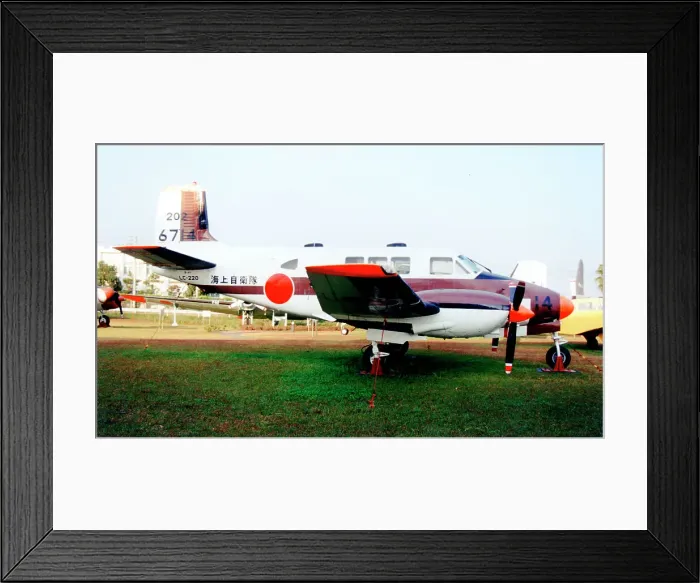 Framed Print : Beechcraft B-65 Queen Air 6714 Framed Print : Beechcraft B-65 Queen Air 6714