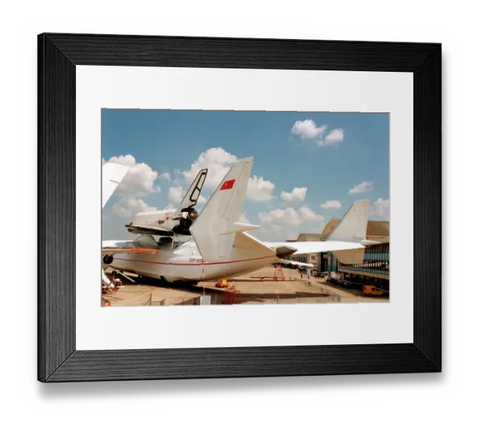 Framed Print : Antonov An-225 Mriya SSSR-82060 - with Buran space shuttle Framed Print : Antonov An-225 Mriya SSSR-82060 - with Buran space shuttle