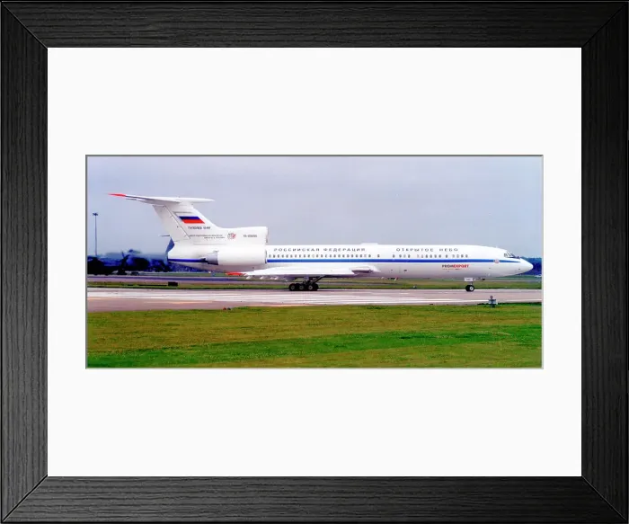 Framed Print : Tupolev Tu-154M RA-85655 Framed Print : Tupolev Tu-154M RA-85655