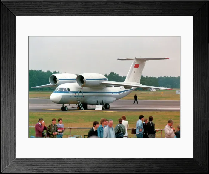 Framed Print : Antonov An-72 SSSR-72000 Framed Print : Antonov An-72 SSSR-72000